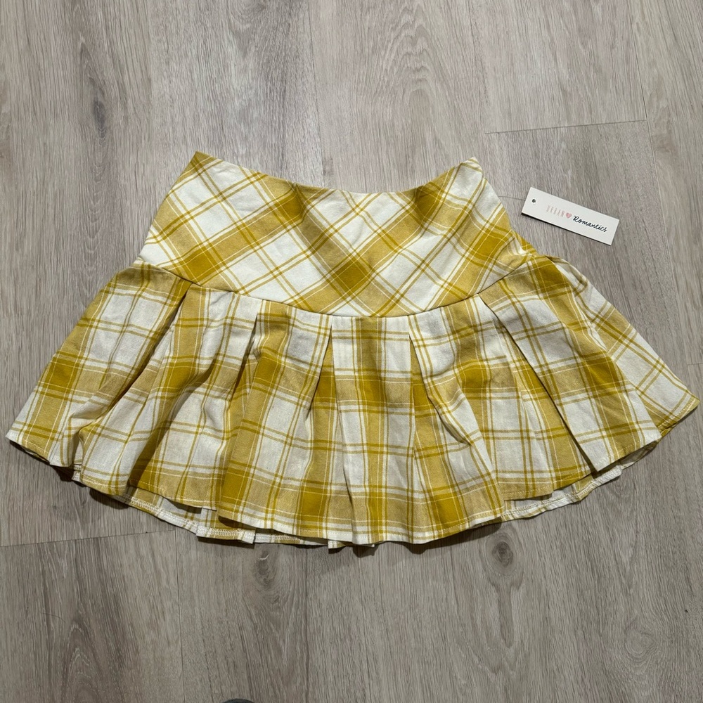 NWT urban romantics yellow checkered plaid skater pleated skirt
